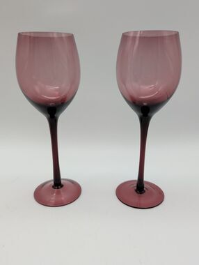 2 Vtg Krosno Poland Amethyst Wine Glasses 8.5" Purple Plum Hand Blown
